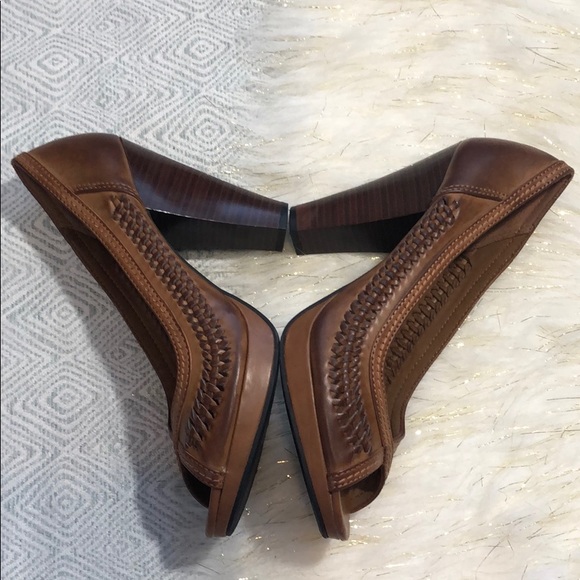 NWOT [ American Eagle by Payless ] Retro Heels - Picture 4 of 8